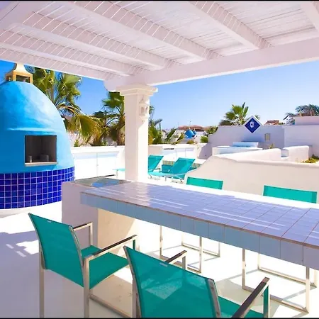 81 * Corralejo